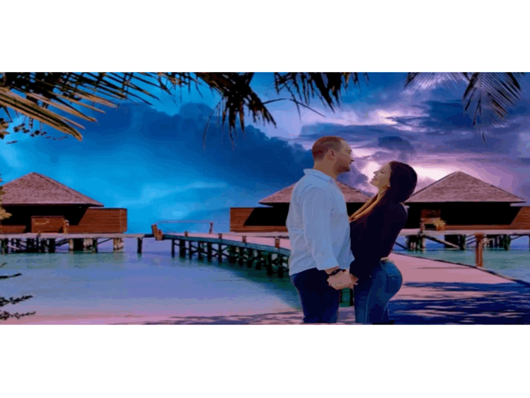 Couple in Maldives